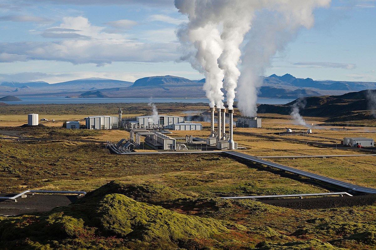 Lesser known sightseeing Golden Circle Nesjavellir Power plant