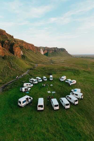 road trip camping car islande
