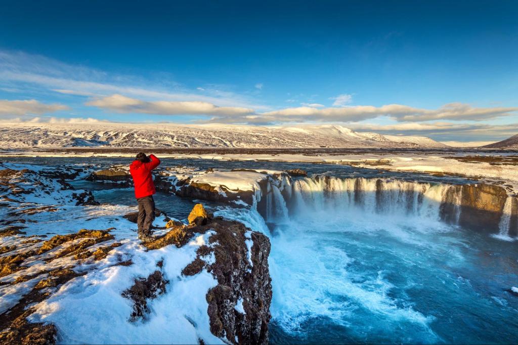 Daylight Hours and Visibility in Iceland in February