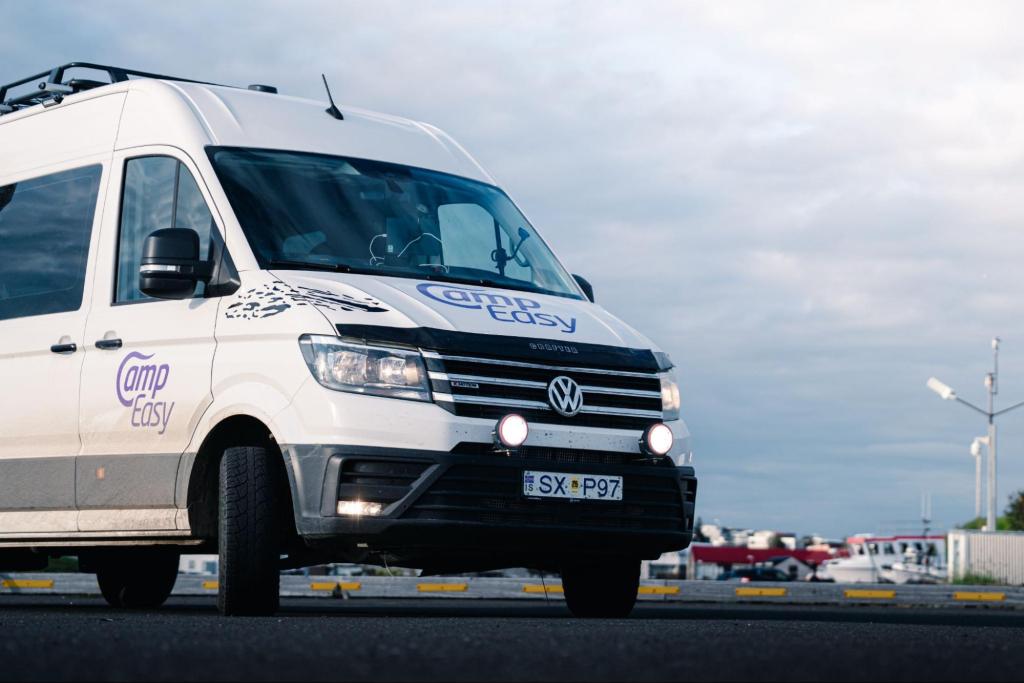 Visiting the Secret Lagoon by Campervan